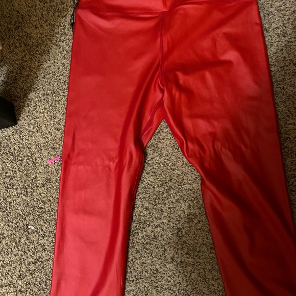 Brand new red metallic light & tight size 20 - Picture 1 of 2